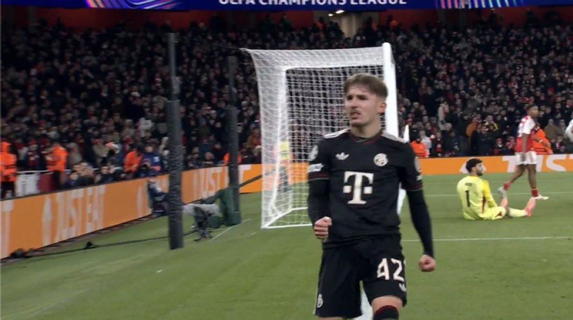 احتفال كارل 