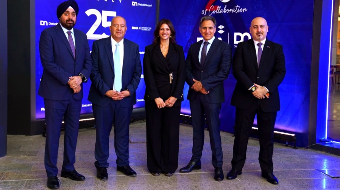 مسؤولو شركتا "راية للتكنولوجيا" و"Diebold Nixdorf"