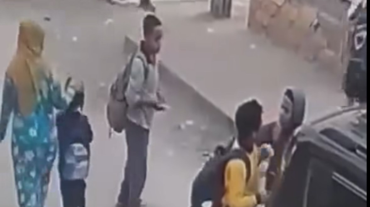 طالب يصيب زميله في المدرسة بأسيوط  