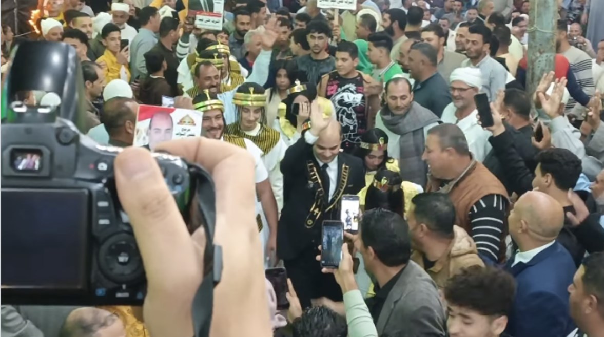 دعاية انتخابية تشعل مواقع التواصل