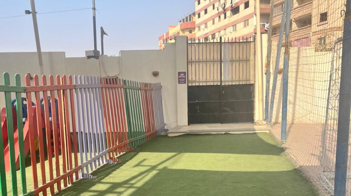 المدرسة التي شهدت الواقعة