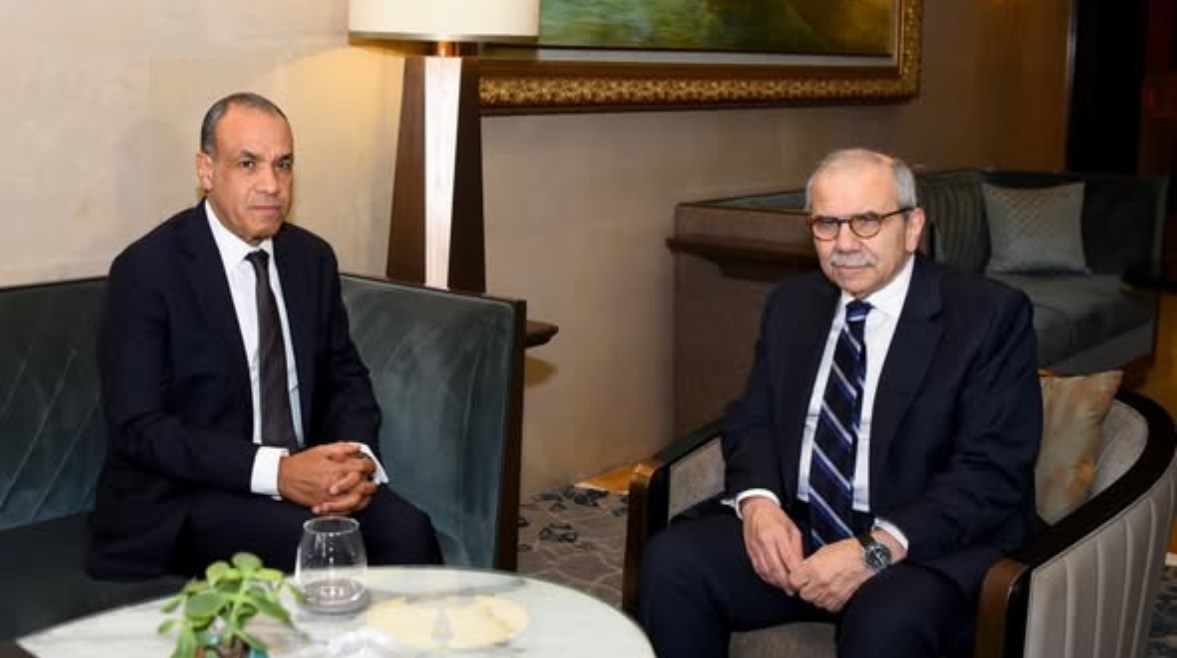  وزير الخارجية ورئيس وزراء لبنان