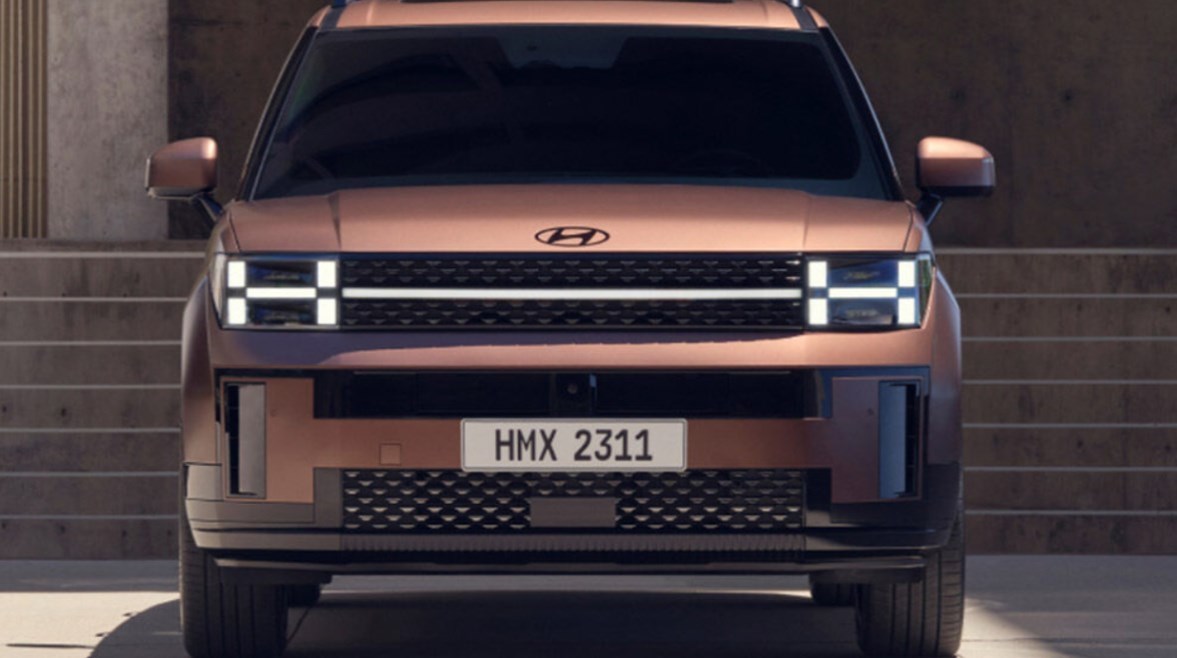 هيونداي سانتا في 