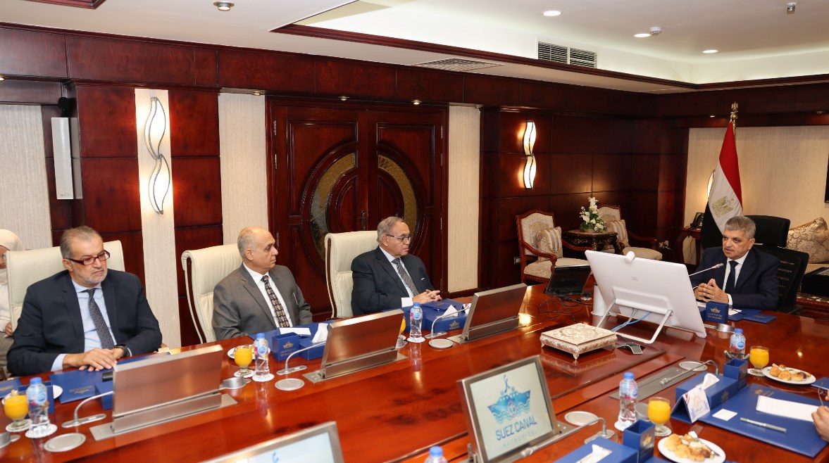 رئيس هيئة قناة السويس، الفريق أسامة ربيع