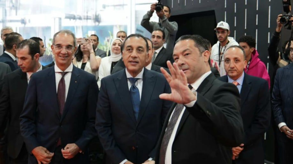 رئيس مجلس الوزراء، الدكتور مصطفى مدبولي، ووزير الاتصالات وتكنولوجيا المعلومات، الدكتور عمرو طلعت