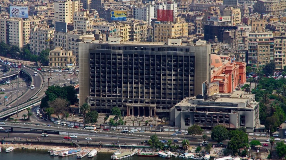 أرض الحزب الوطني 