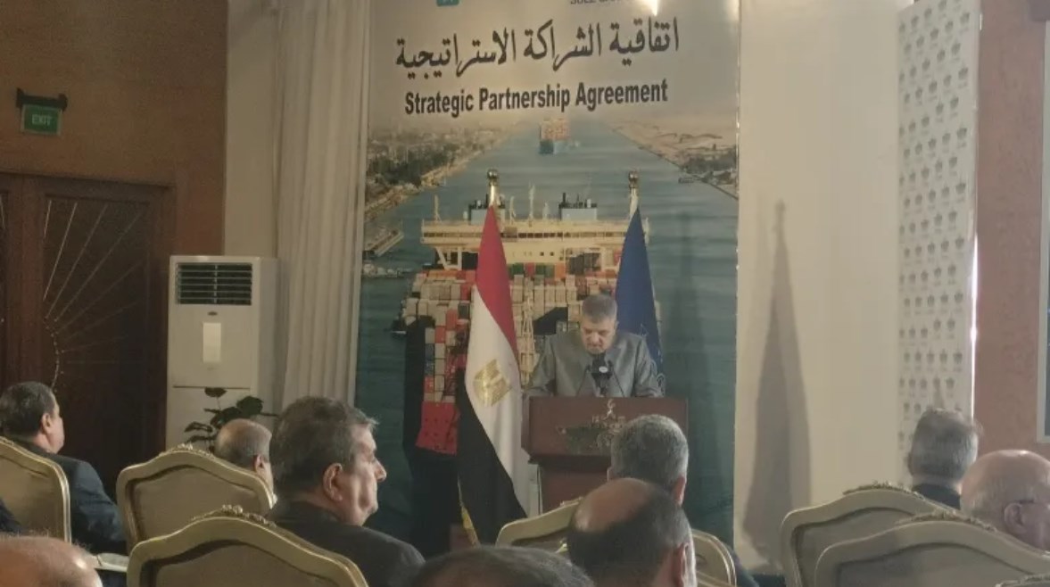 رئيس هيئة قناة السويس، الفريق أسامة ربيع