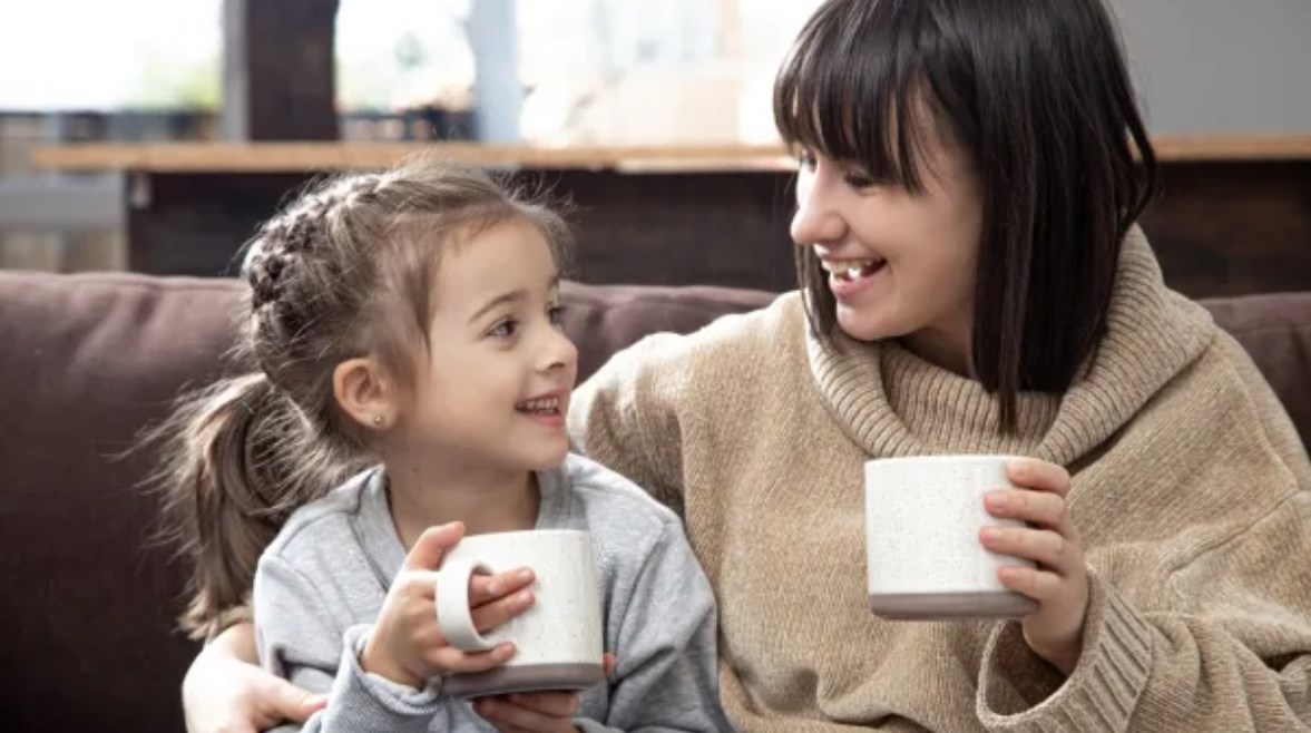 شرب الأطفال للشاي
