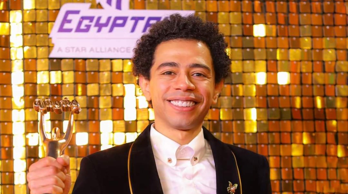 الفنان أحمد سلطان