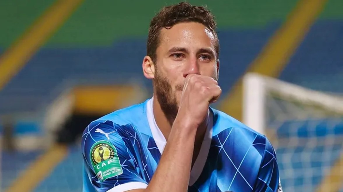  اللاعب رمضان صبحي