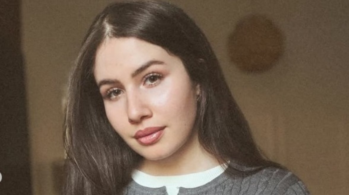 البلوجر سلمى عبد العظيم تفاجئ متابعيها بخلع الحجاب بعد 6 سنوات