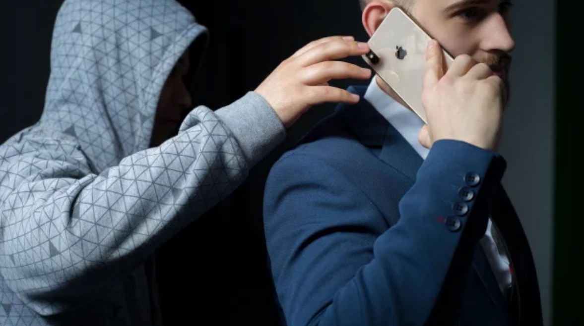 سرقة هواتف الآيفون في لندن- تعبيرية