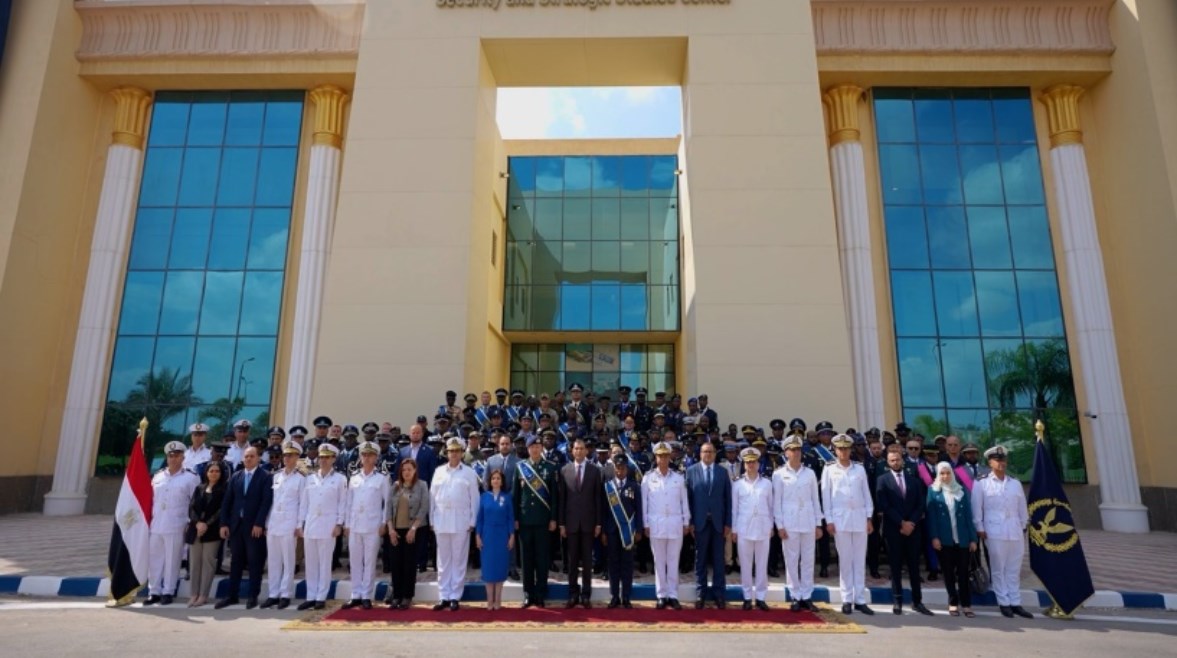 جانب من الدورة 