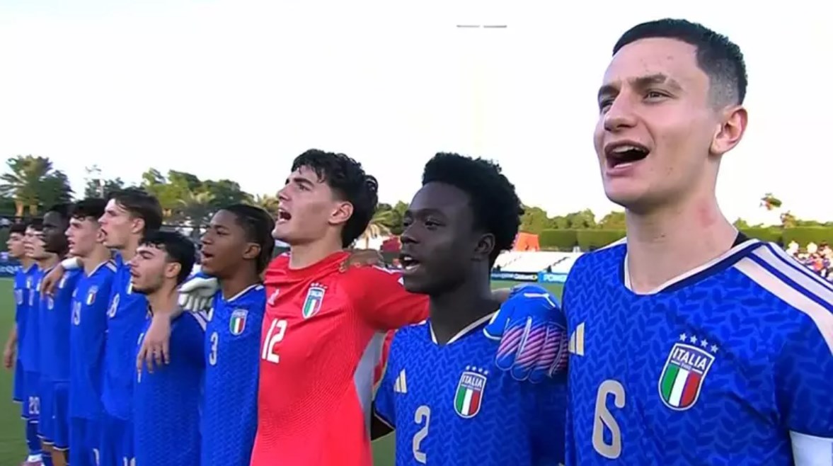 منتخب إيطاليا للناشئين 