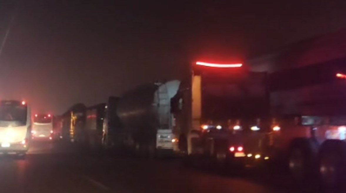 إغلاق طريق الإسكندرية الصحراوي بسبب الشبورة 