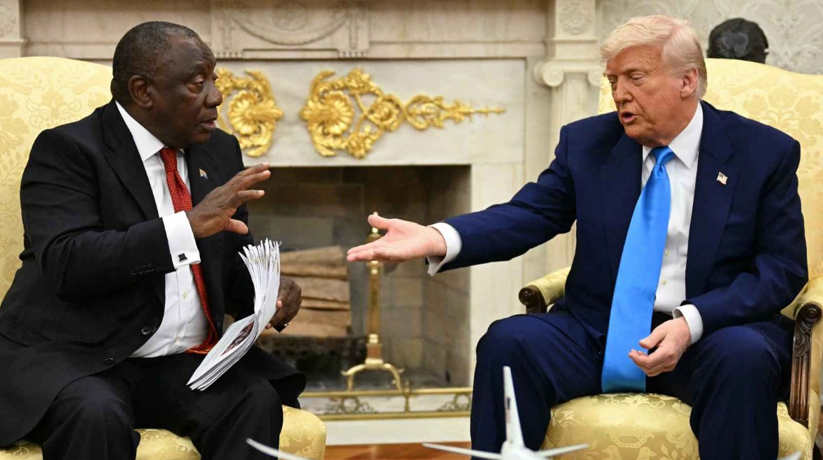 ترامب ورئيس جنوب أفريقيا سيريل رامافوزا 