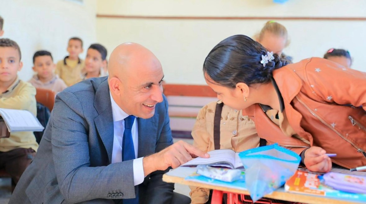 جانب من جولة وزير التعليم