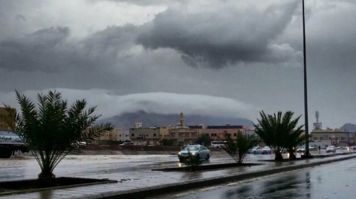 درجة الحرارة اليوم الإثنين 24 نوفمبر 2025، انخفاض الحرارة وأمطار متفرقة