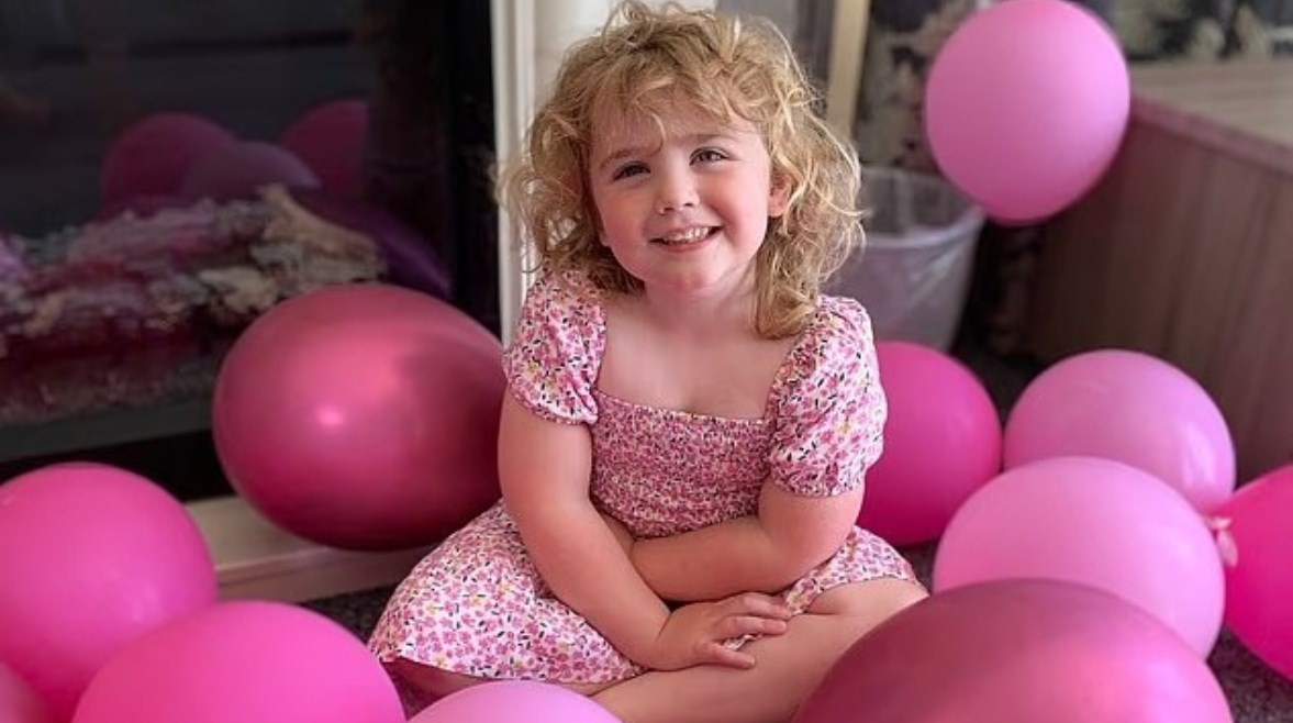 الطفلة آمبر ميلنز