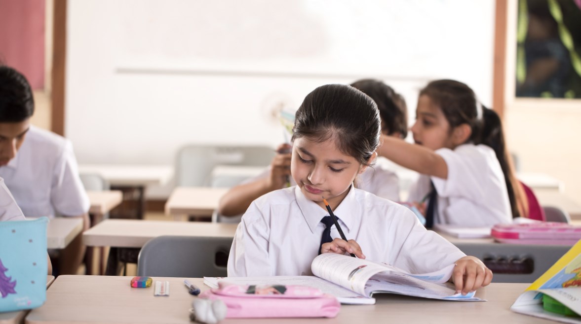 حل كتاب التقييمات للصف الخامس الابتدائي إنجليزي