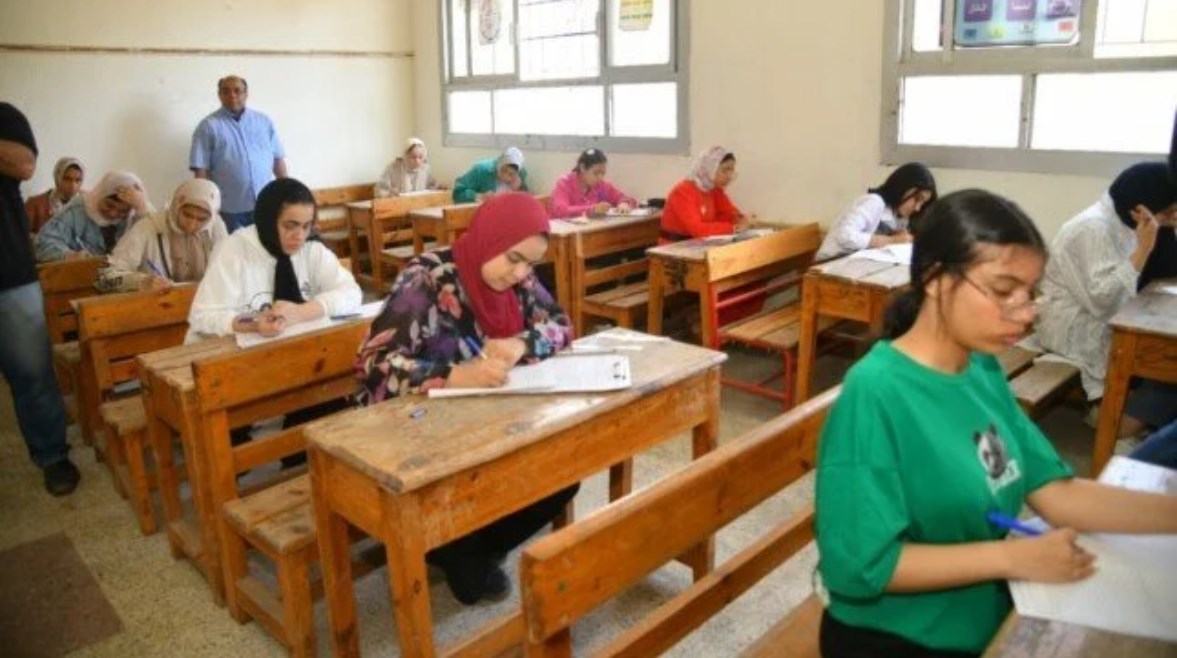  أسئلة أوائل الطلبة للصف الثالث الإعدادي