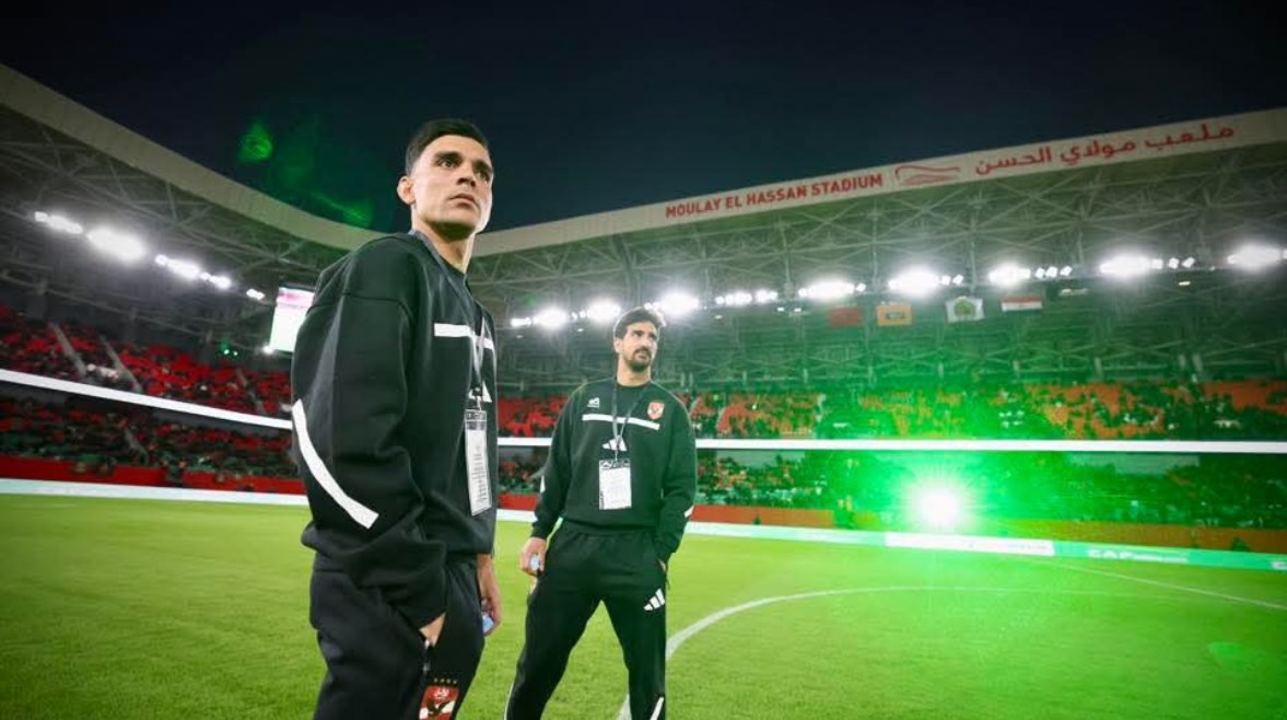 لاعبو الأهلي