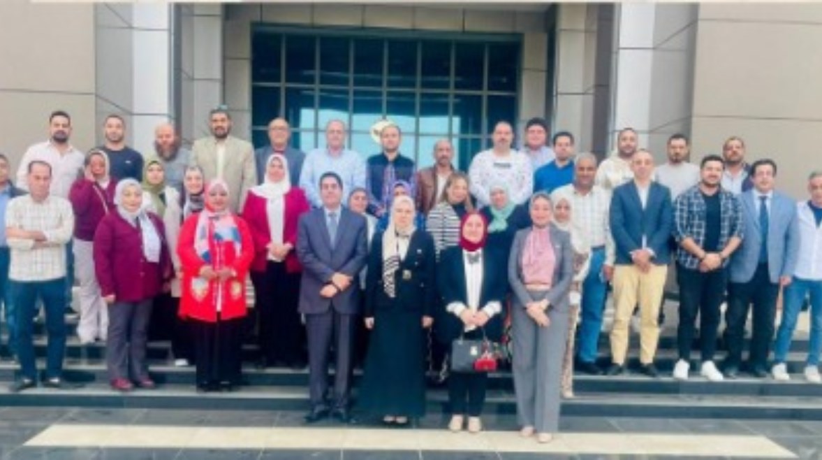 القائمين علي الدروة التدريبية