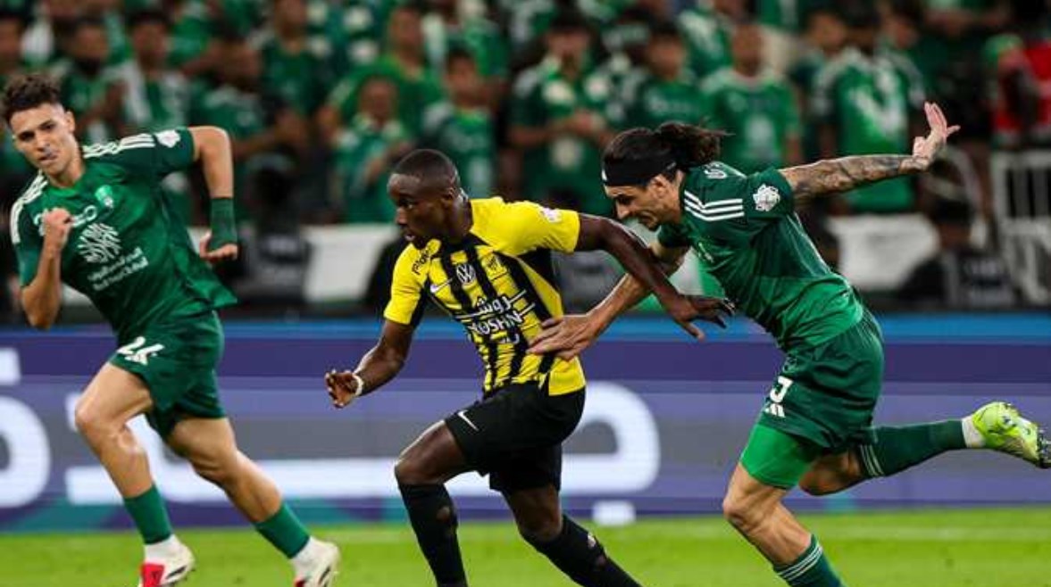 مباراة سابقة بين الاتحاد والأهلي