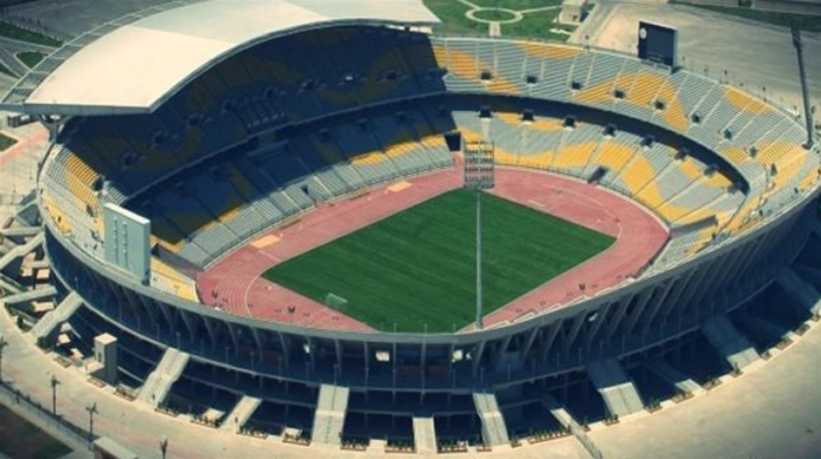 استاد برج العرب