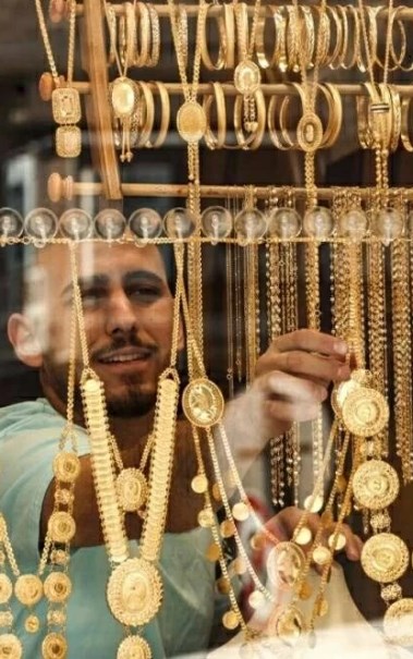 مشغولات ذهبية