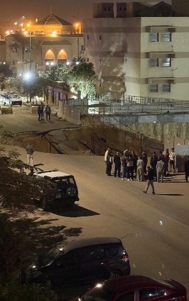 هبوط أرضي بالتجمع الخامس 