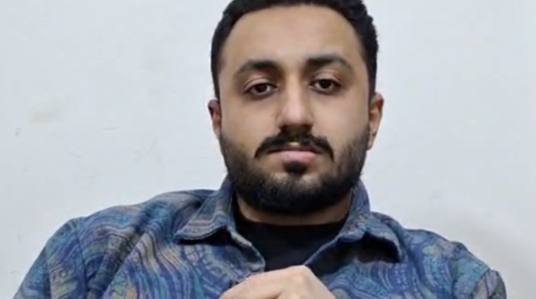 محمد احد الشباب الظاهرة بصورة"شباب المترو"