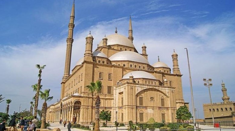 ارشيفية لمسجد محمد علي بالقلعة