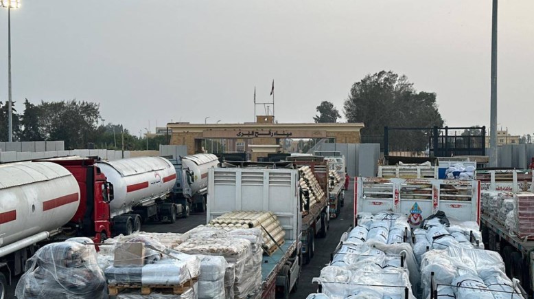 قافلة "زاد العزة" الـ93