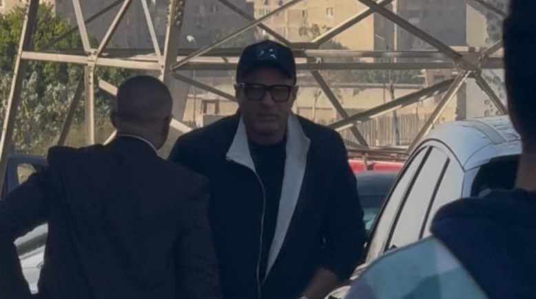 المطرب محمد نور أمام المحكمة الأقتصادية