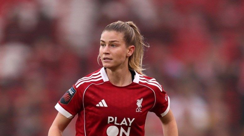 ماري هوبينجر نجمة ليفربول