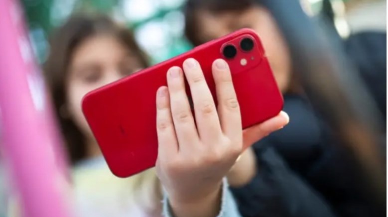 الهواتف الذكية مع الأطفال