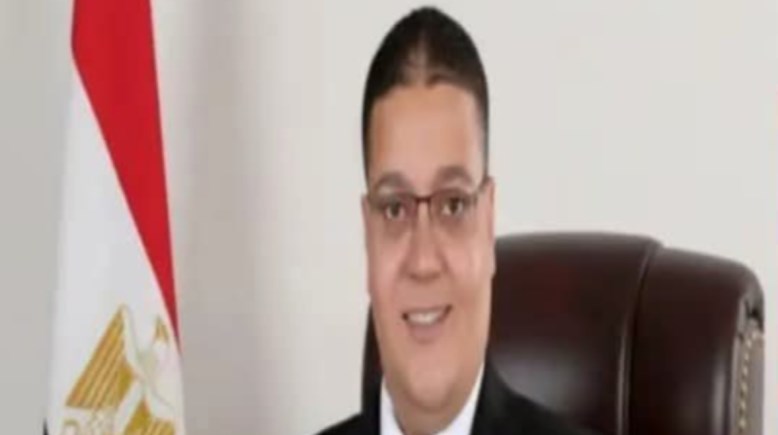 المرشح المنسحب محمد عاطف حمد