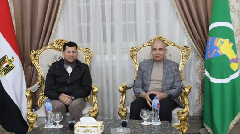 وزير الرياضة أشرف صبحي ومحافظ المنيا عماد كدواني