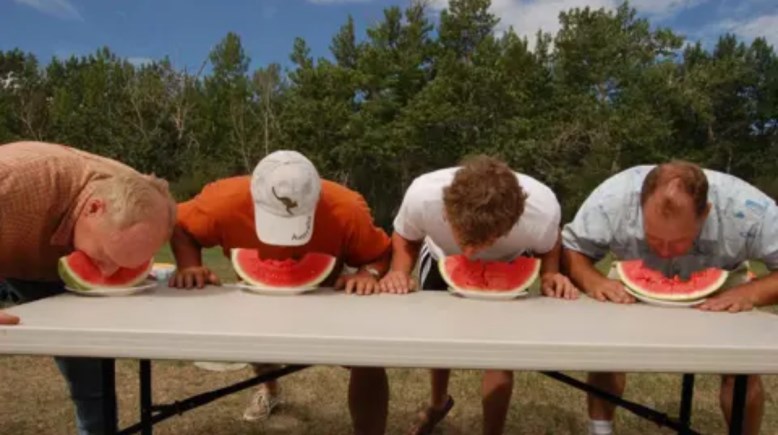 مقتطف من فيديو مسابقة البطيخ