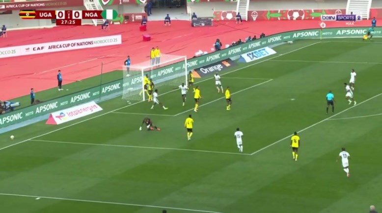 نيجيريا وأوغندا