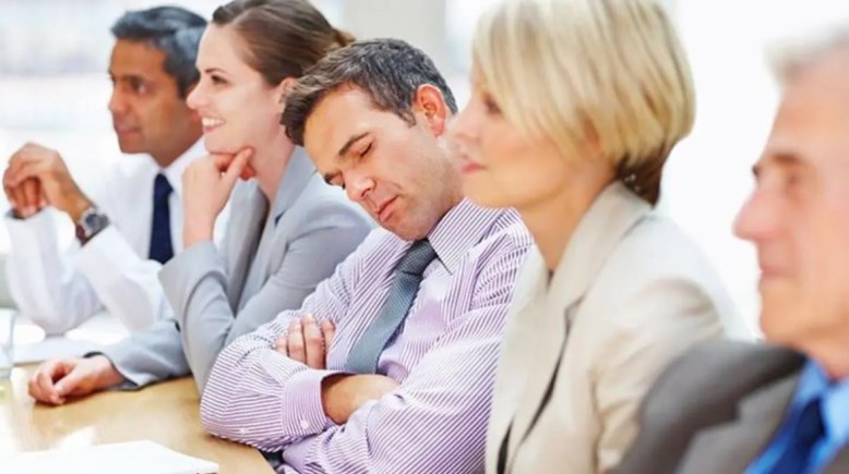 النعاس في العمل