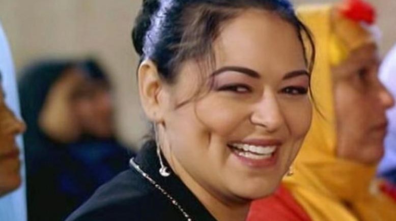 الفنانة نيفين مندور