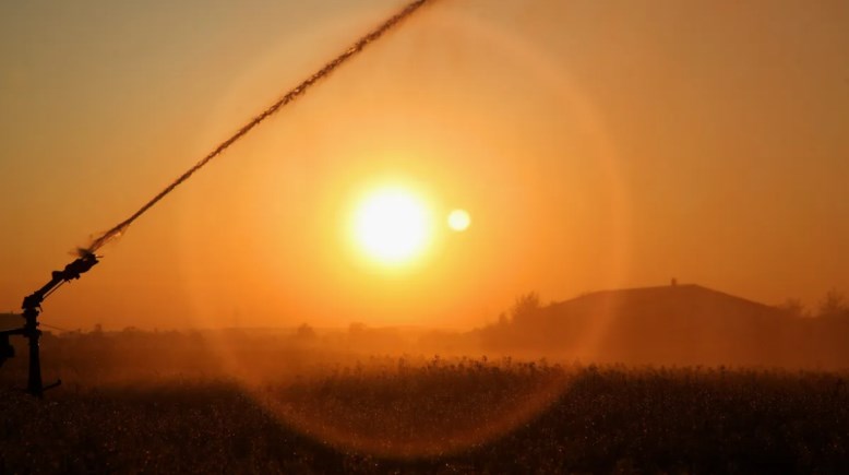 حرارة الشمس وقت الغروب