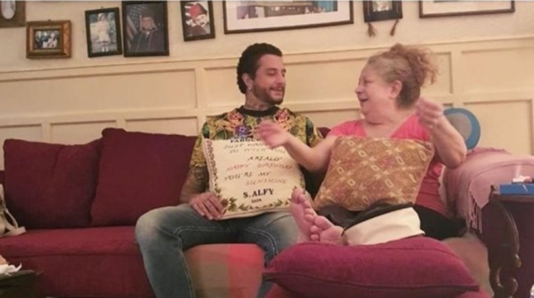 سمية الألفي رفقة ابنها أحمد الفيشاوي