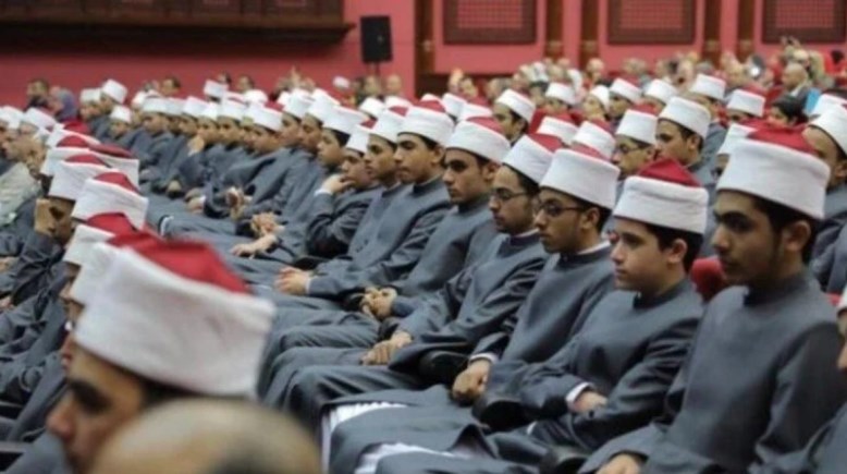طلاب الشهادة الإعدادية الأزهرية