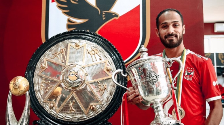  وليد سليمان نجم الأهلي السابق