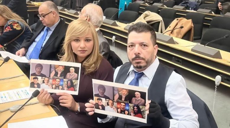 جانب من رفع صورة المتهم بقضية الطفل ياسين