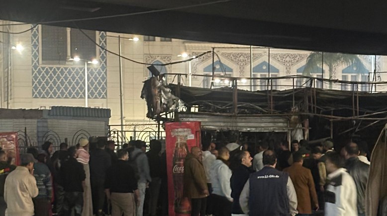 جانب من الحريق 