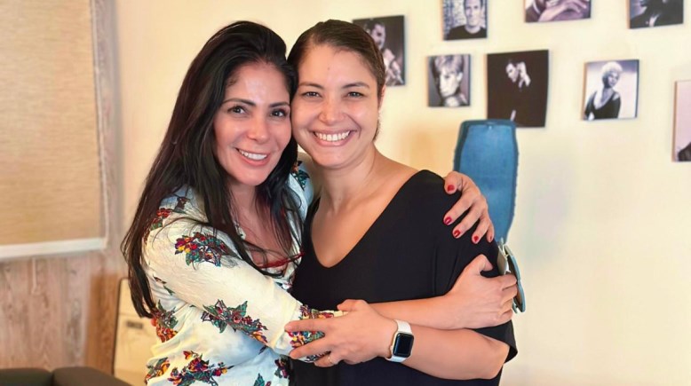 منى زكي ونسمة محجوب